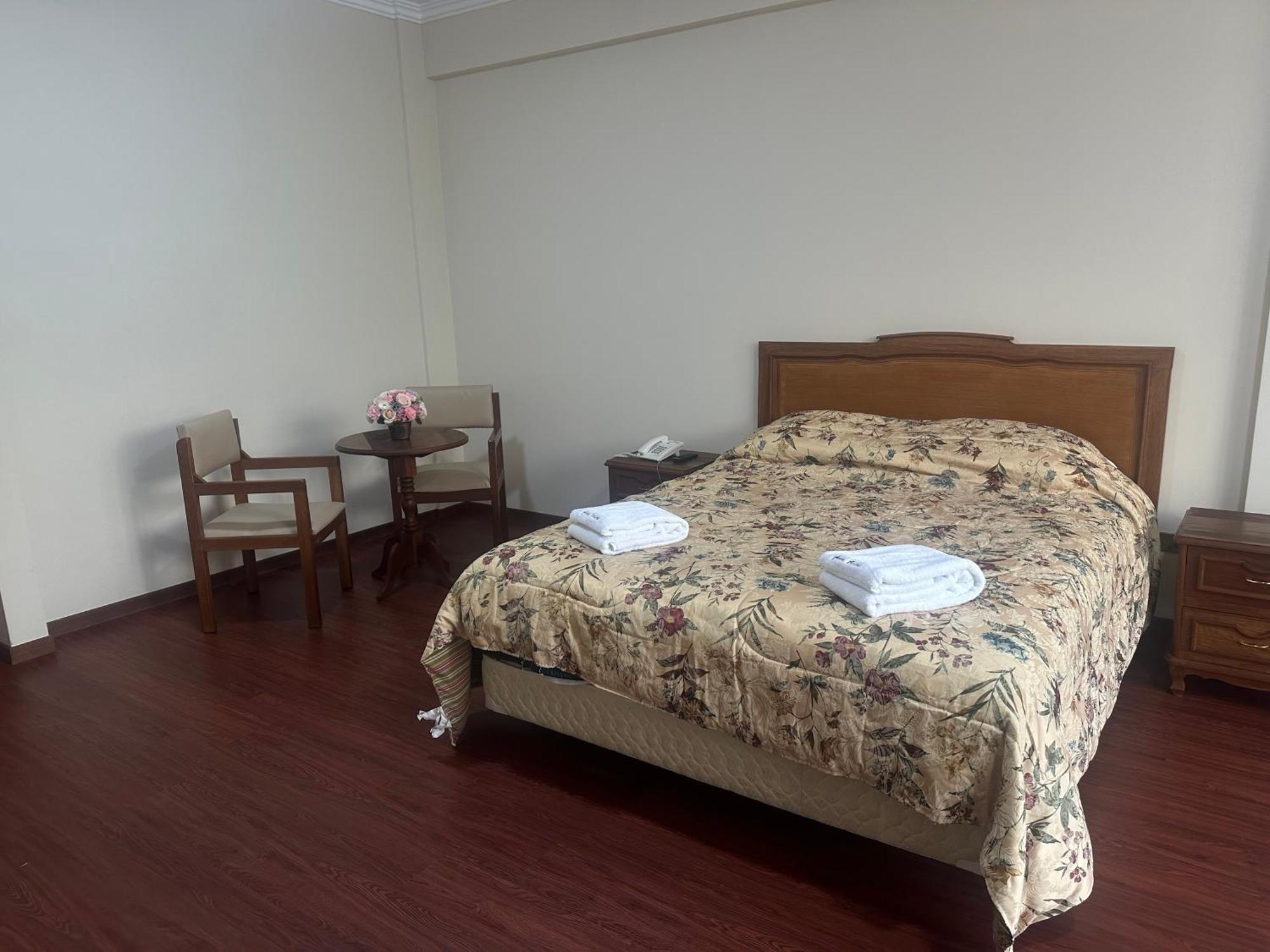 Hotel Oblitas 코차밤바 외부 사진